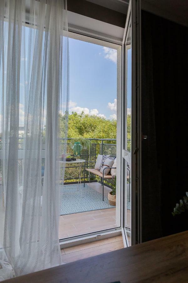 Apartment Flat White Obywatelska 47ab Zielona Gora (Lubuskie)